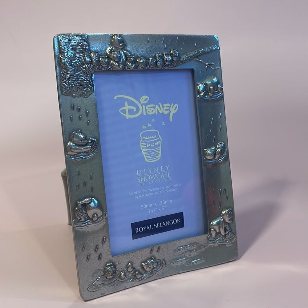 Disney’s Winnie the Pooh Pooh Royal Selangor Picture Frame Classic Pooh EUC